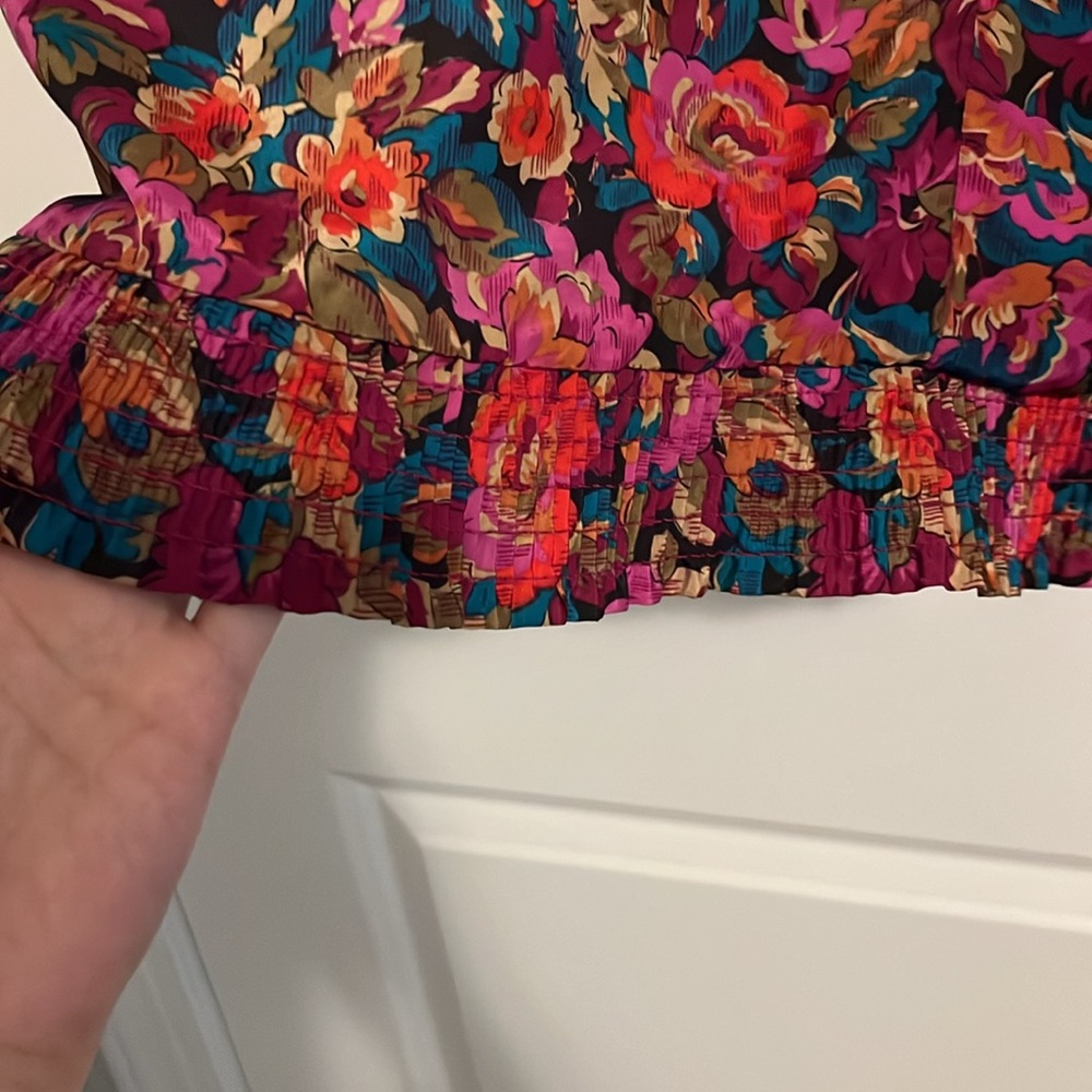 Laura & Jayne Two Floral Blouse - Picture 8 of 9